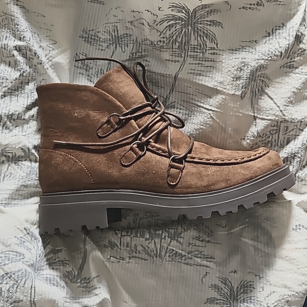 Womens boots